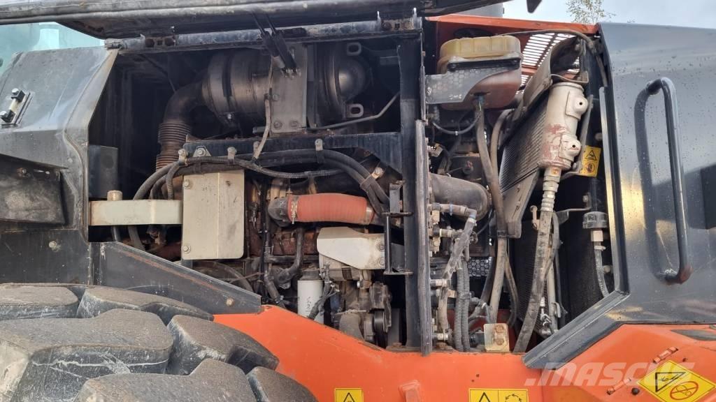 Hitachi ZW 220-6 Wielladers