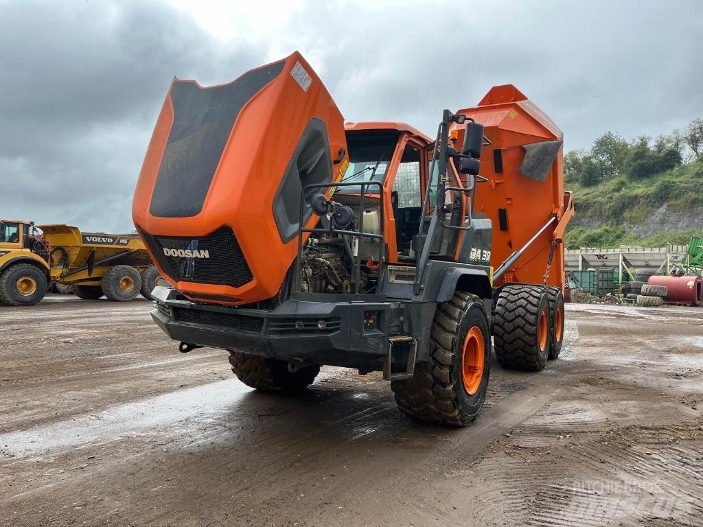 Doosan DA 30 Knik dumptrucks
