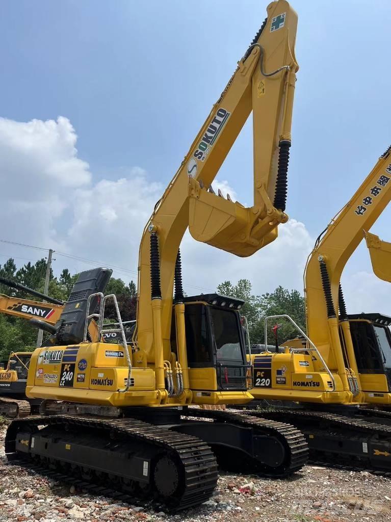 Komatsu PC 240-8 Rupsgraafmachines