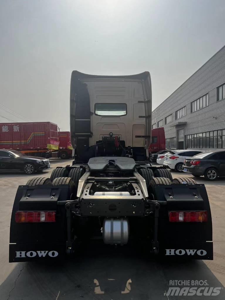 Howo T7H Trekkers