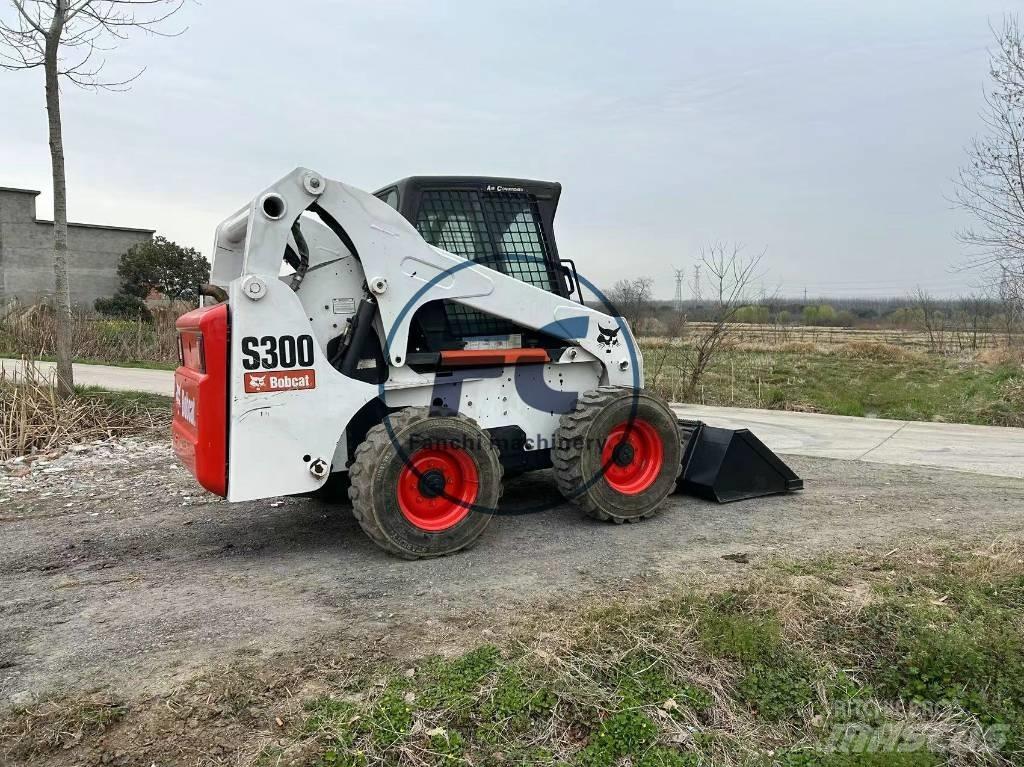 Bobcat S 330 Schrankladers