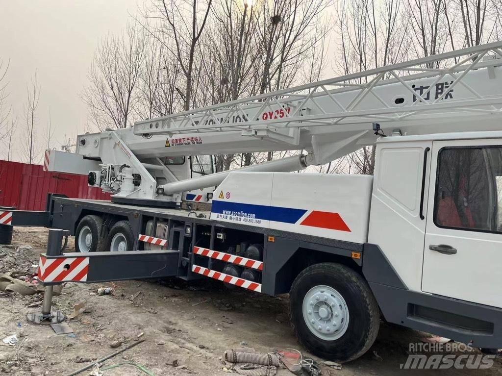 Zoomlion QY25V Kranen voor alle terreinen