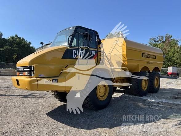 CAT 725 Water tankwagens