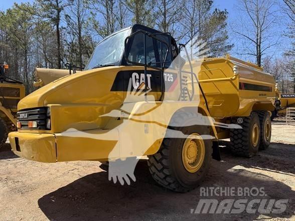 CAT 725 Water tankwagens