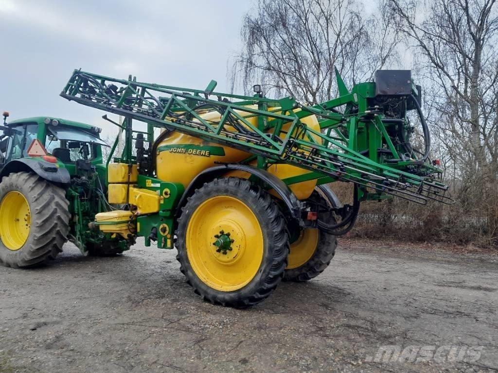 John Deere 840 Getrokken spuitmachines