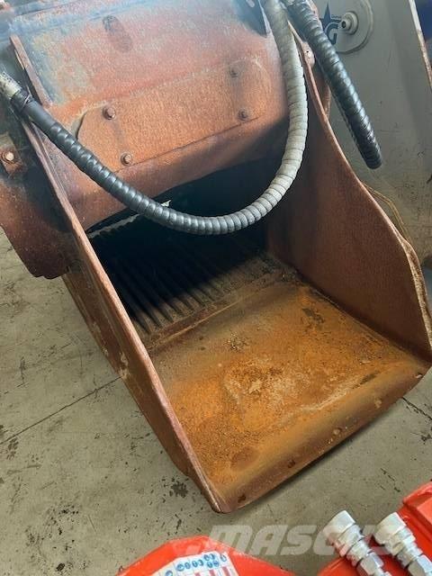 MB Crusher BF 70.2 Vergruisbakken