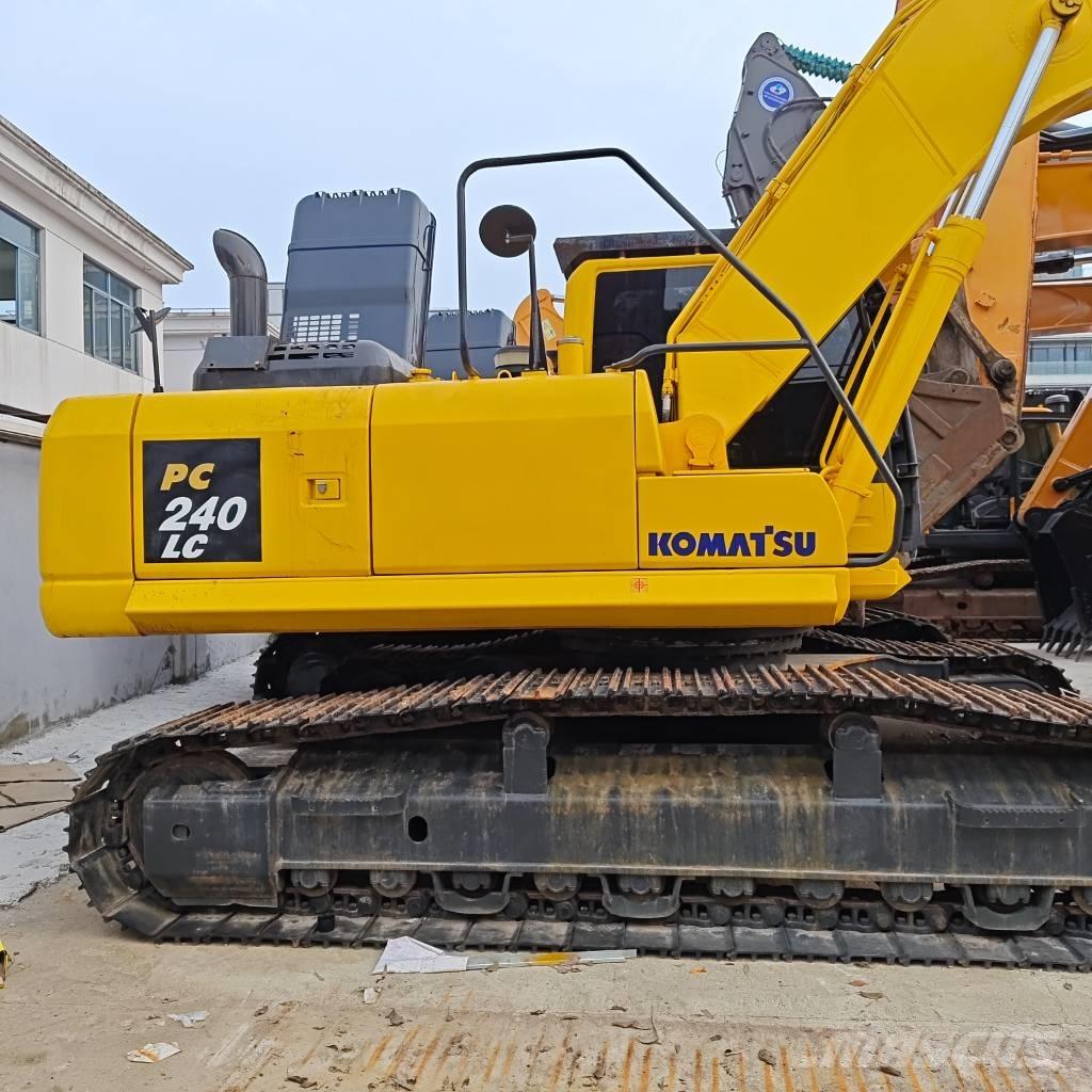 Komatsu PC 240 LC-8 Rupsgraafmachines