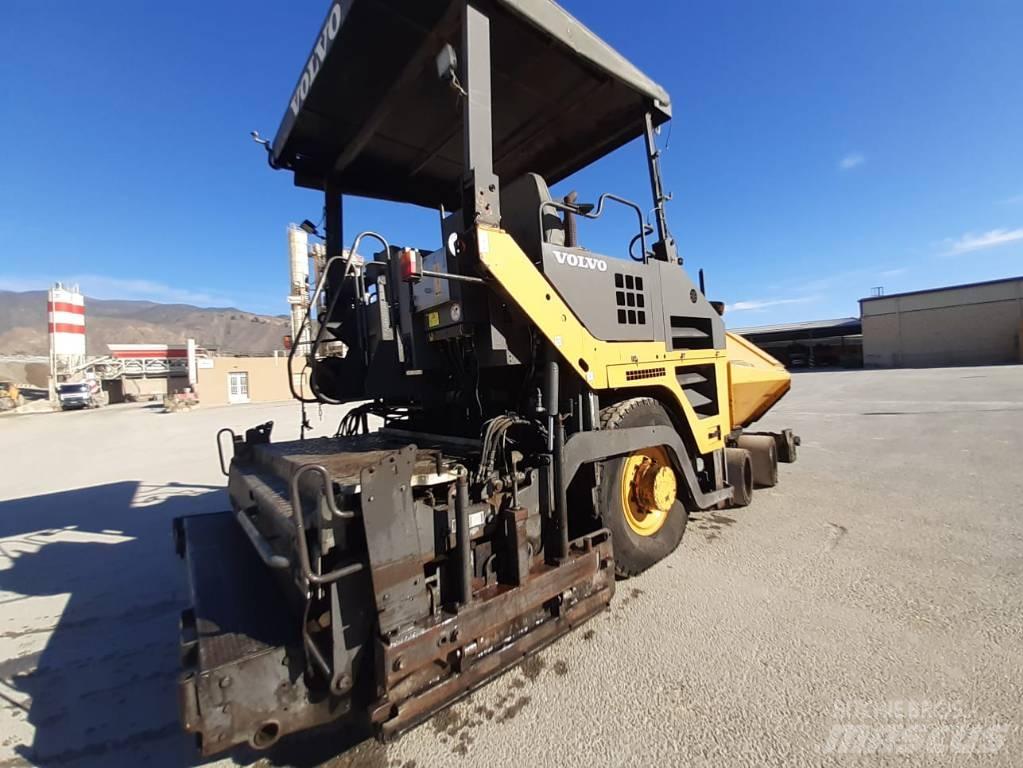 Volvo ABG 6870 Asfaltafwerkmachines