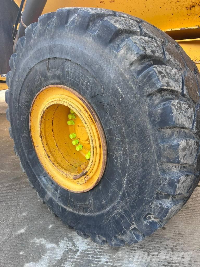 Volvo A 40 G Knik dumptrucks