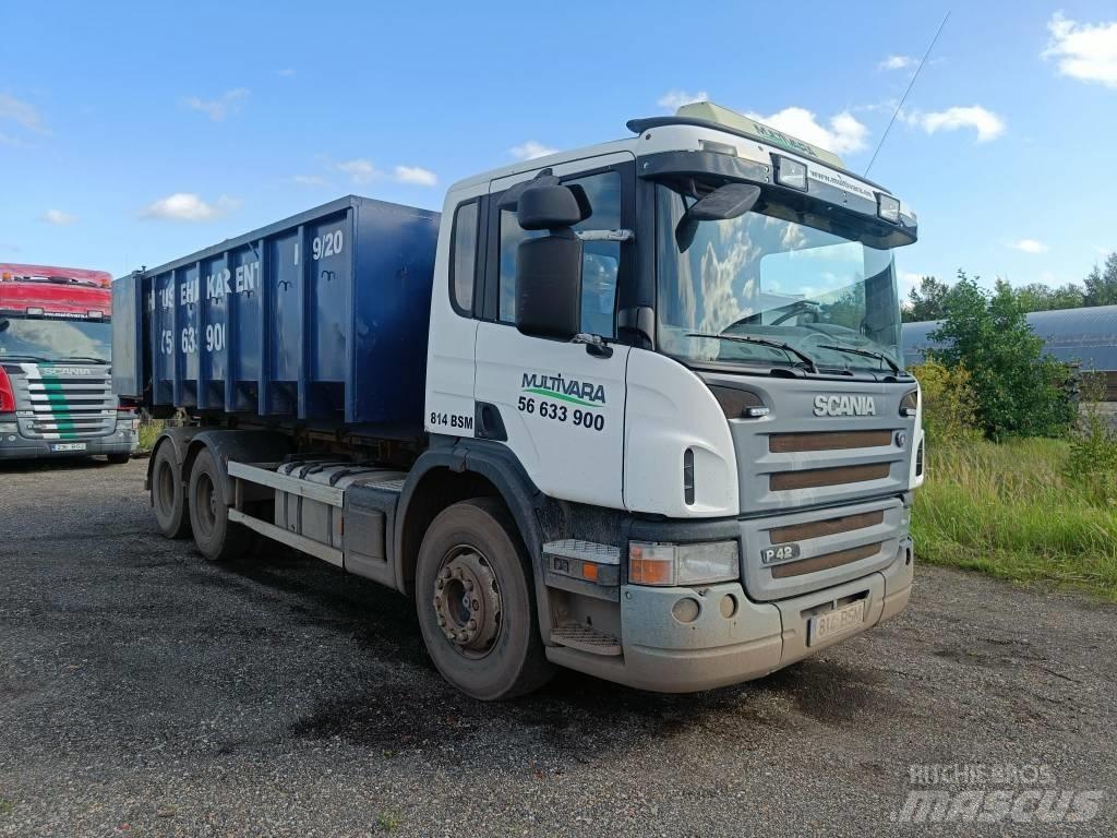 Scania P 420 Vrachtwagen met containersysteem