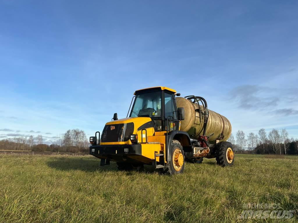 JCB 714 Drijfmesttanks