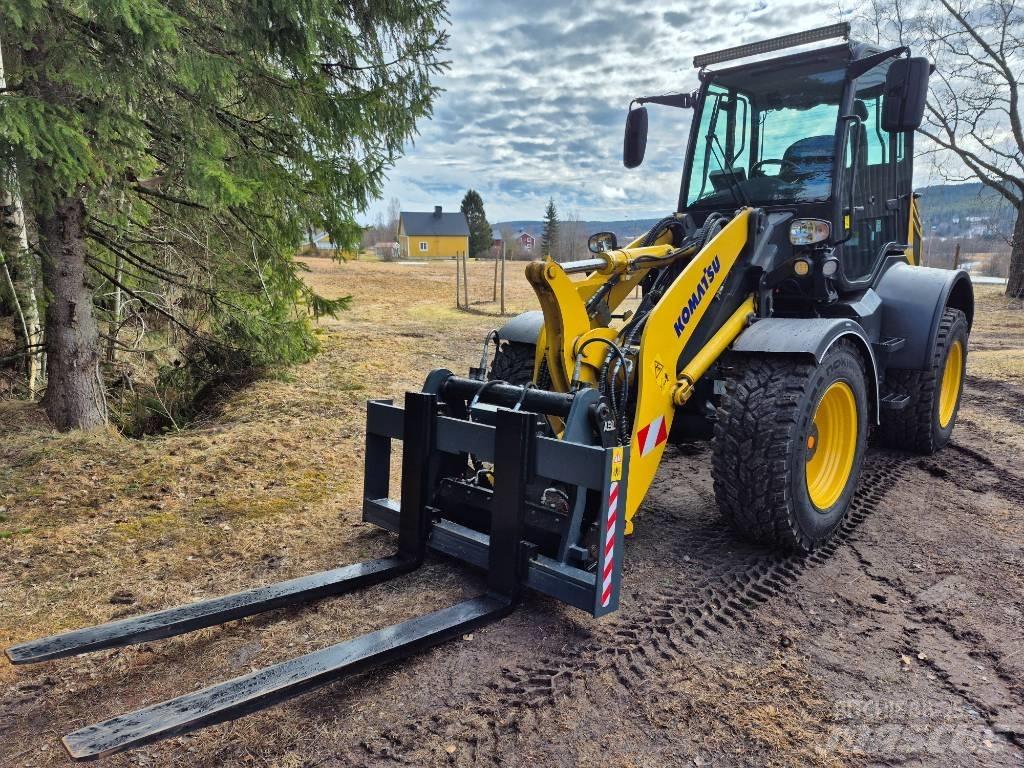 Komatsu WA 100 M Wielladers