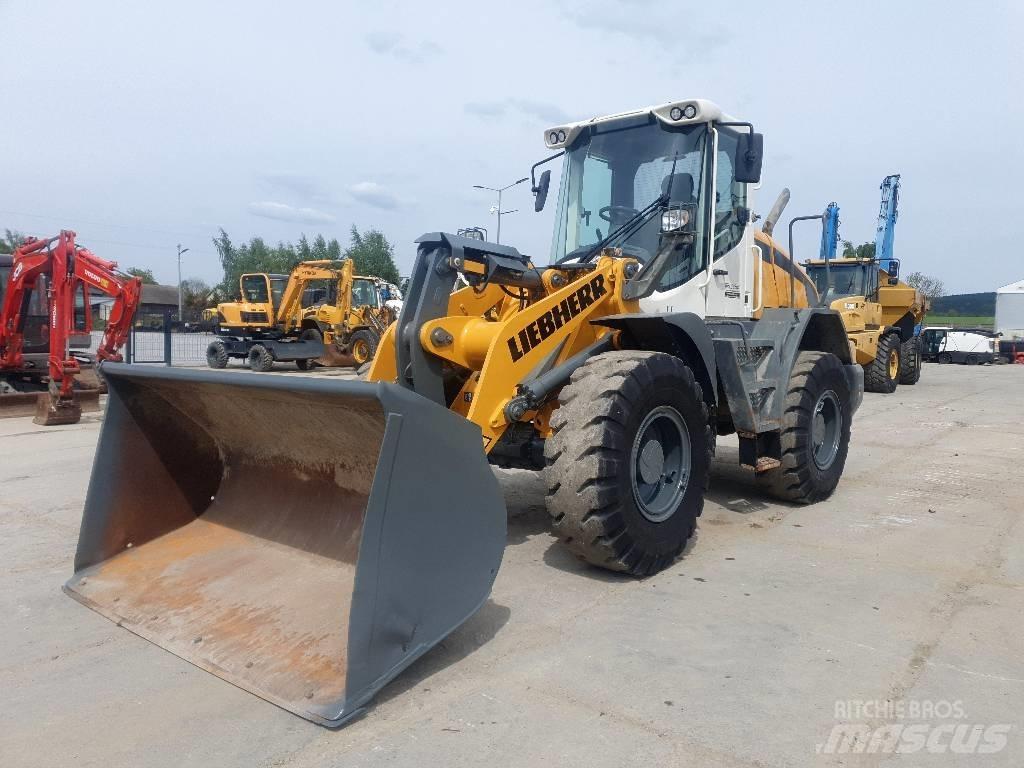 Liebherr L 524 Wielladers