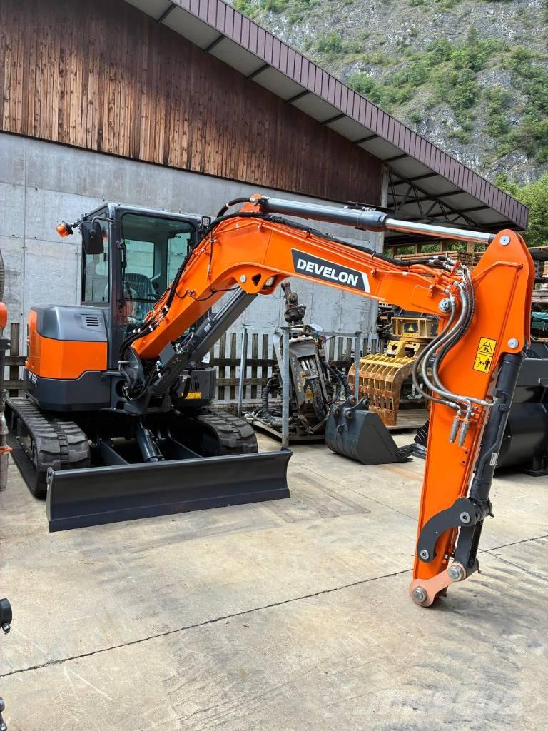 Develon DX 62 R-7 Minigraafmachines < 7t