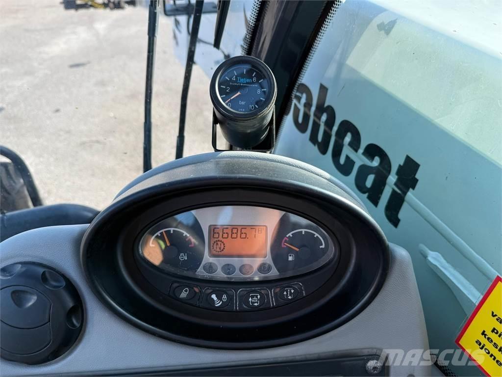 Bobcat TL470 Agri Verreikers