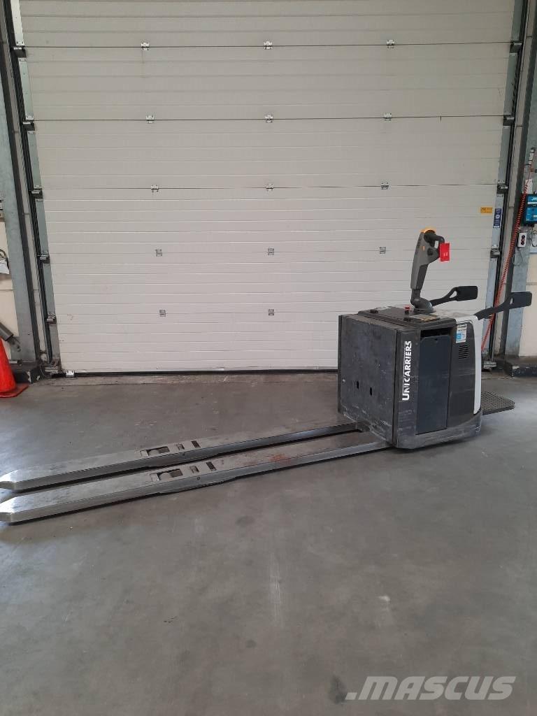 UniCarriers 200PMR Meerij pallettruck met platform