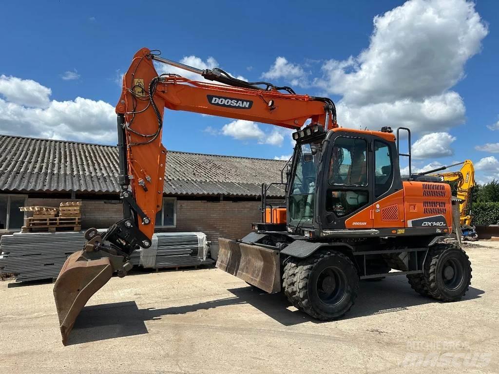 Doosan DX140W-5 Wielgraafmachines