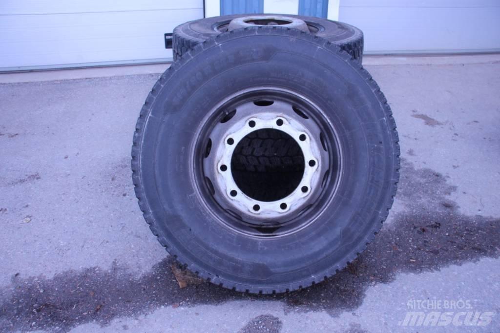 Michelin X MULTI Banden, wielen en velgen
