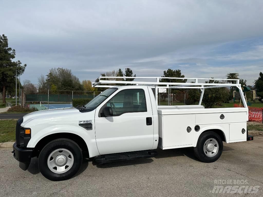 Ford F 250 SD Bestelwagens met open laadbak