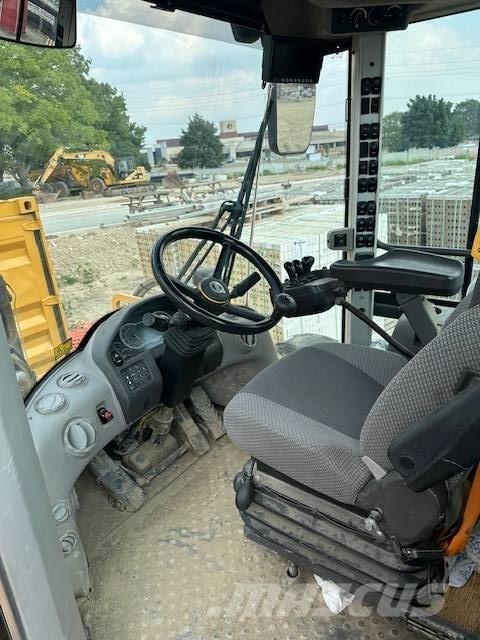  2017 L120H Wielladers