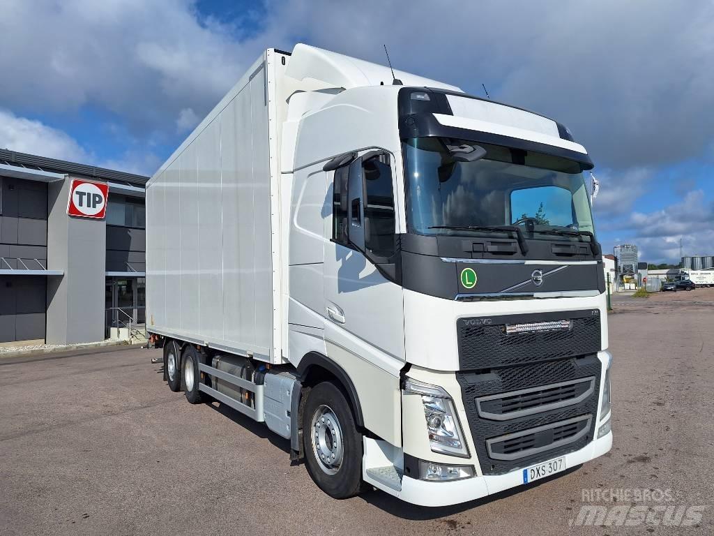 Volvo FH 500 Bakwagens met gesloten opbouw