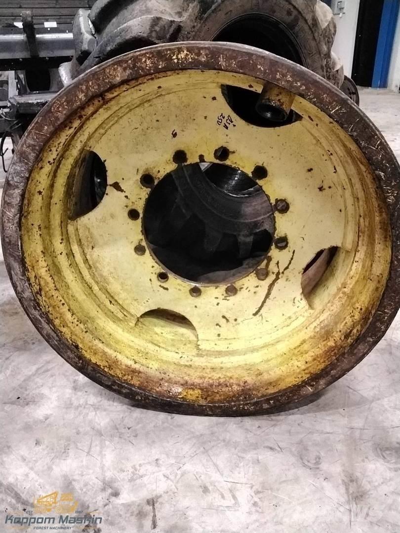 Ösa 250 20x34 Banden, wielen en velgen