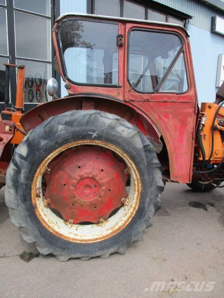 IH 523 Tractoren