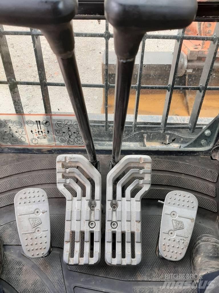 JCB JZ141 LC Rupsgraafmachines