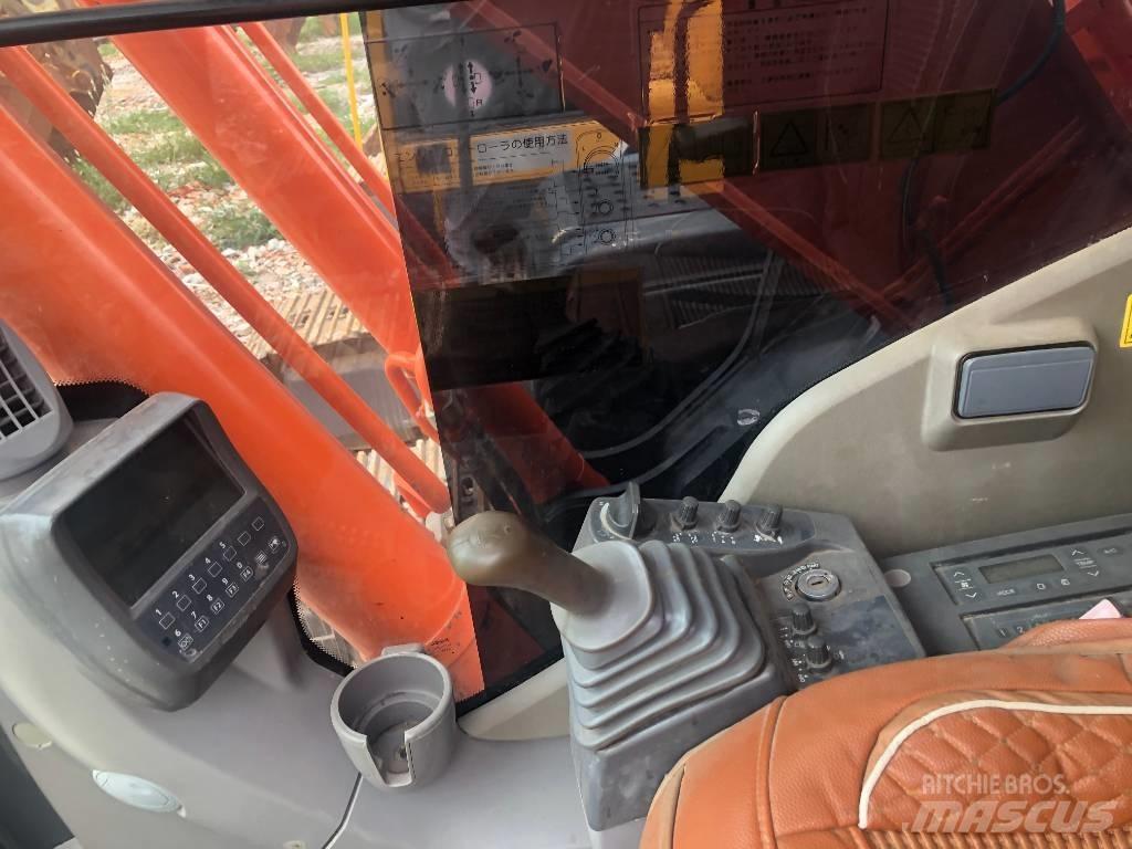 Hitachi ZX 240 Rupsgraafmachines