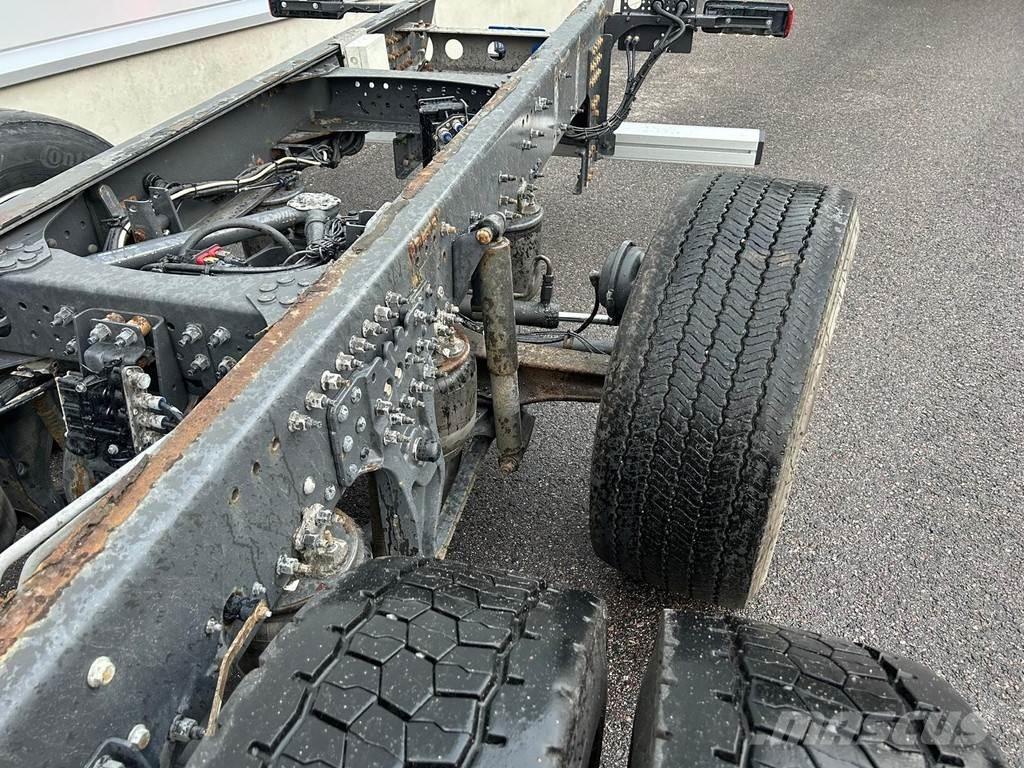 Volvo FH Chassis met cabine
