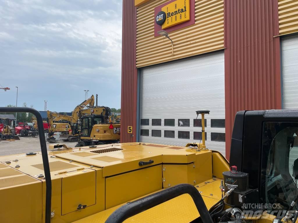 CAT 330 Rupsgraafmachines
