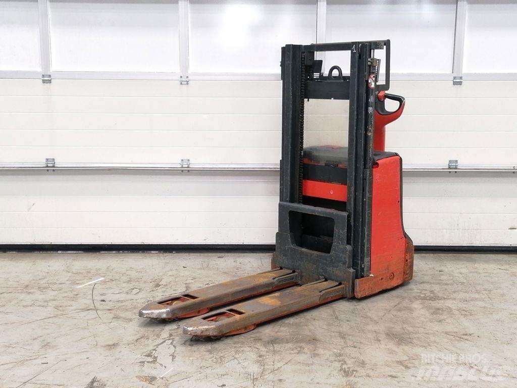 Linde D08 Orderpicker voor laag niveau