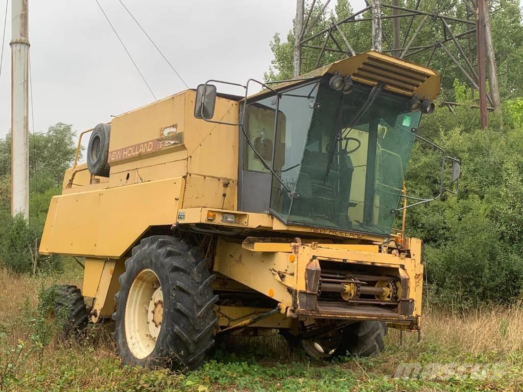 New Holland TX 32 Maaidorsmachines