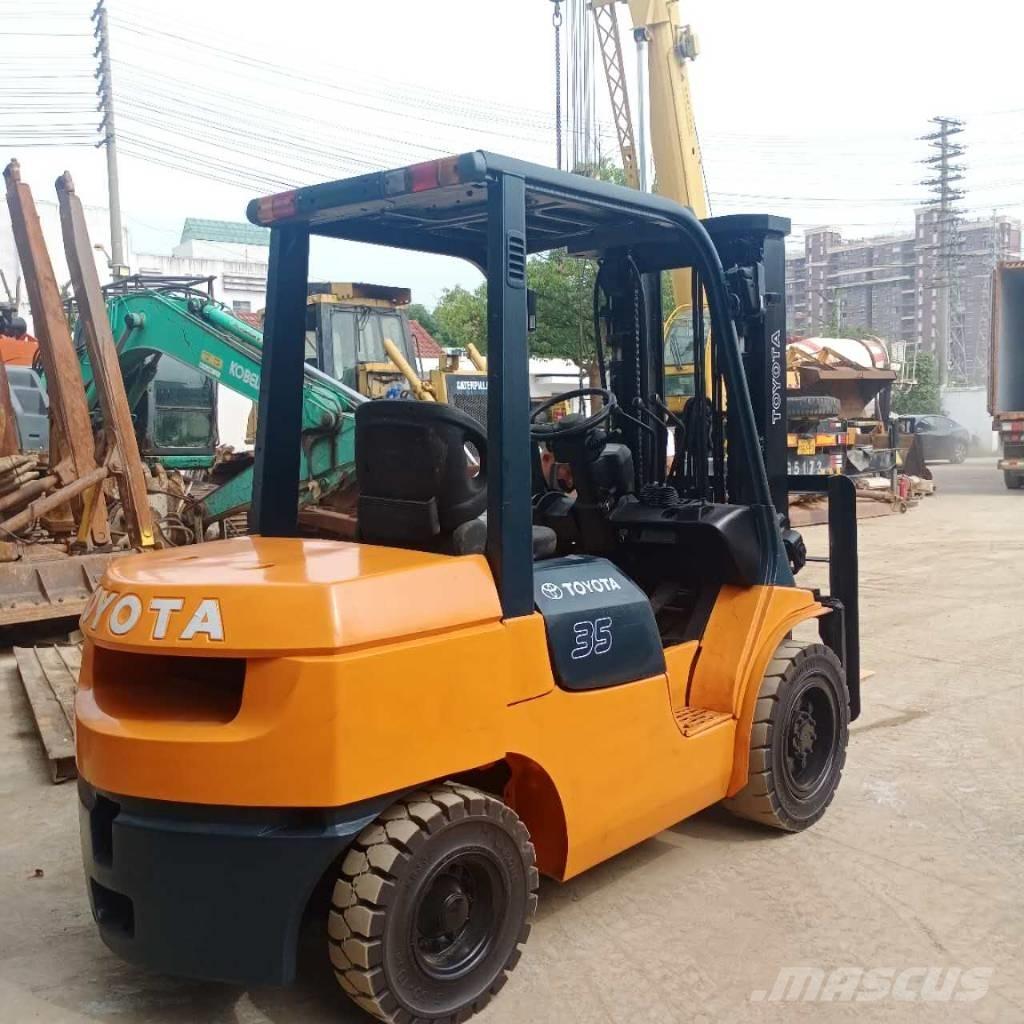 Toyota FD 35 Diesel heftrucks