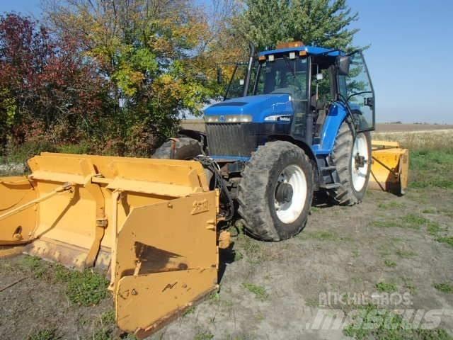 New Holland 8670 Tractoren