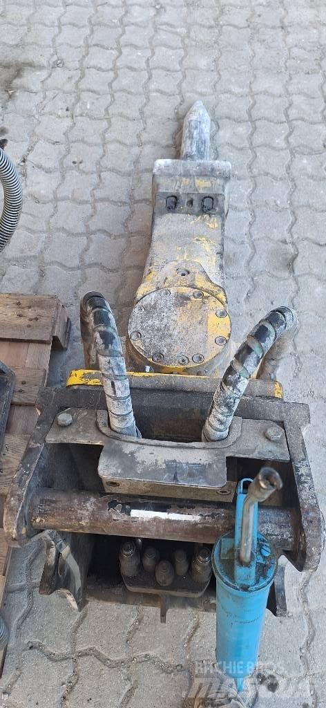 Epiroc SB 302 Hamers en brekers