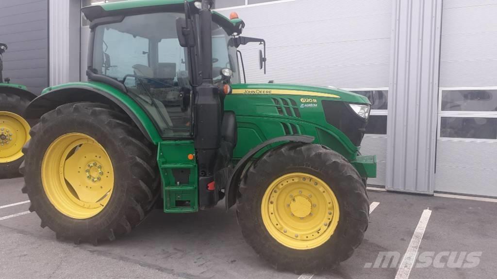 John Deere 6120 R Tractoren
