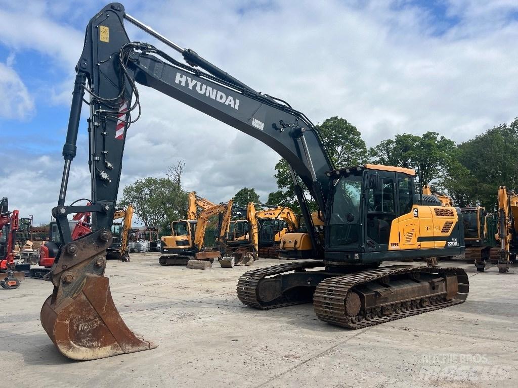 Hyundai HX220AL Rupsgraafmachines