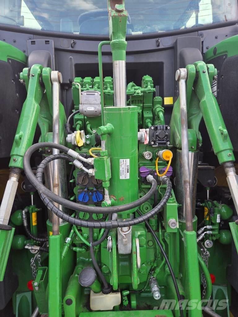 John Deere 6250 R Tractoren