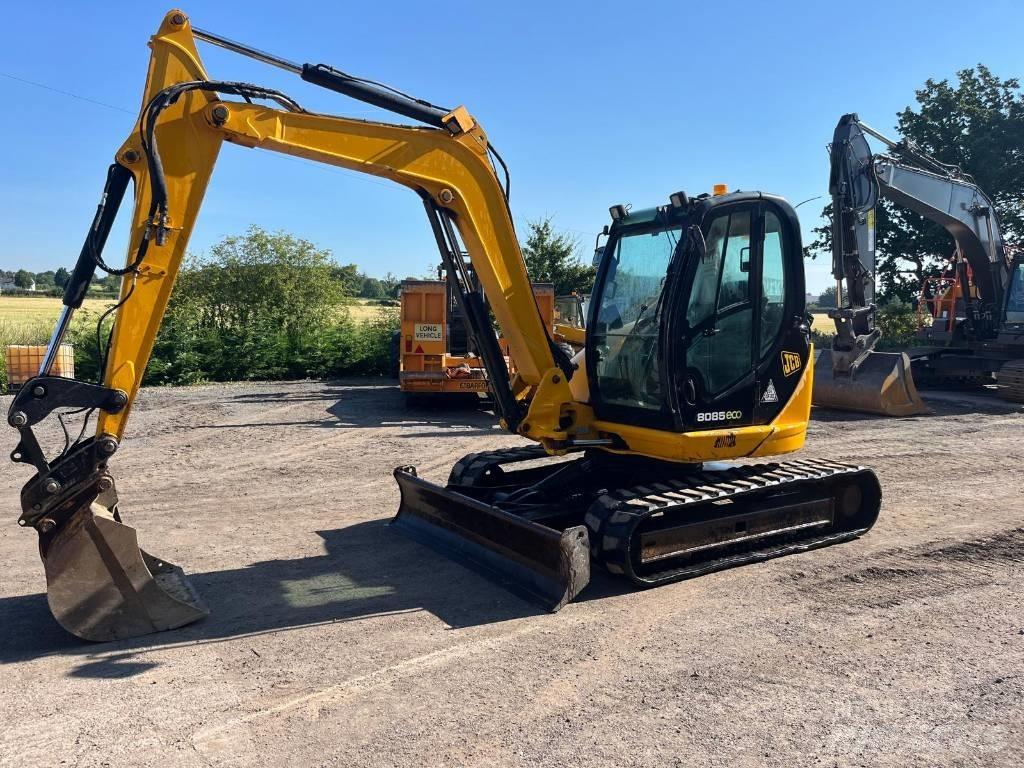JCB 8085 ZTS Midigraafmachines 7t - 12t