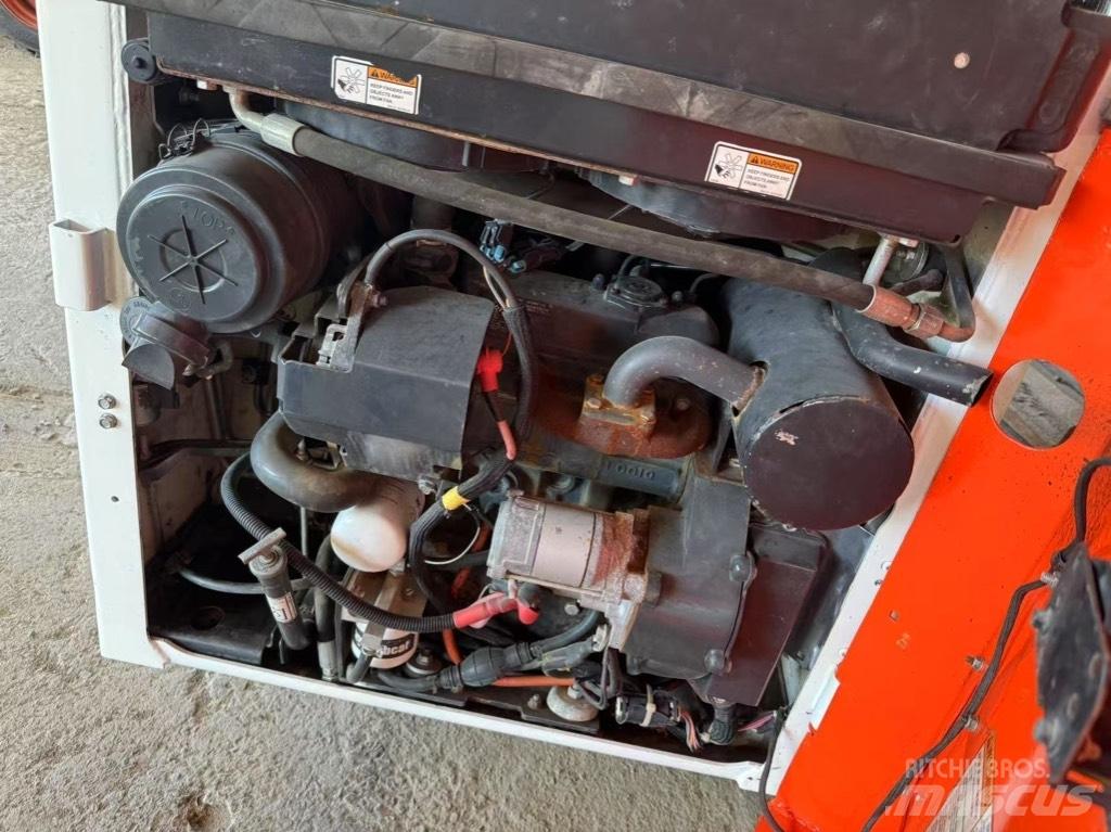Bobcat S 70 Schrankladers