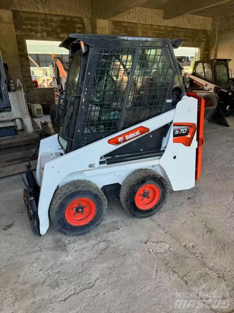 Bobcat S 70 Schrankladers