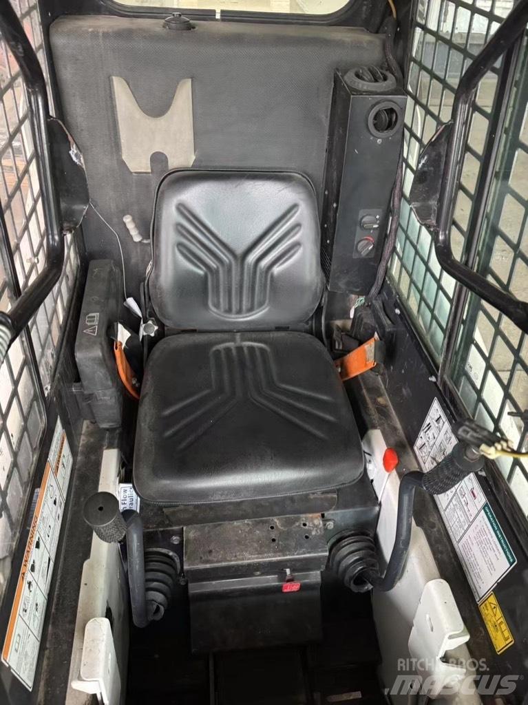 Bobcat S 70 Schrankladers