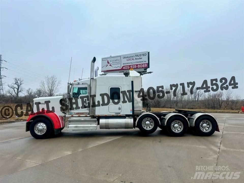 Kenworth W 900 Trekkers
