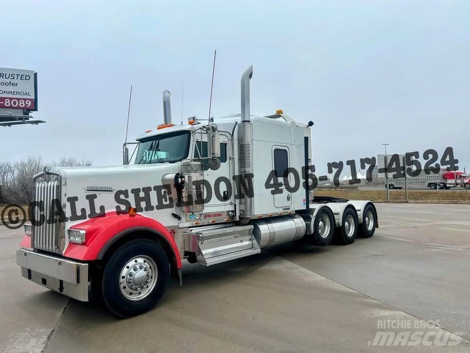 Kenworth W 900 Trekkers