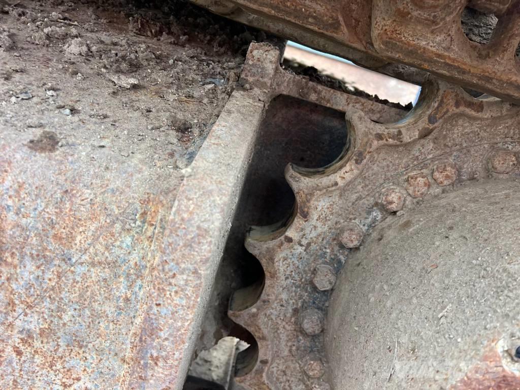 Hyundai HX 220 L Rupsgraafmachines