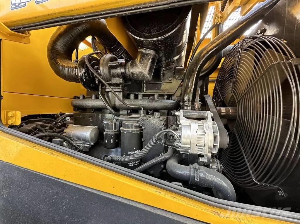 Komatsu WA 380 Wielladers