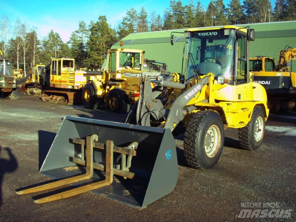 Volvo L 30 Wielladers