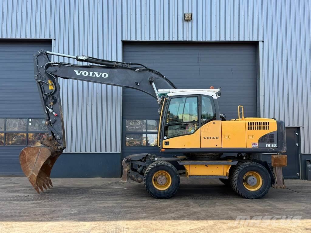 Volvo EW180C Wielgraafmachines