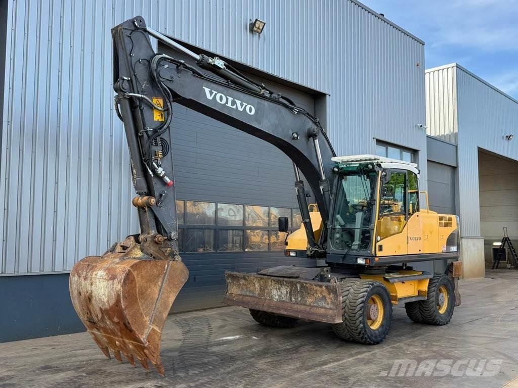 Volvo EW180C Wielgraafmachines